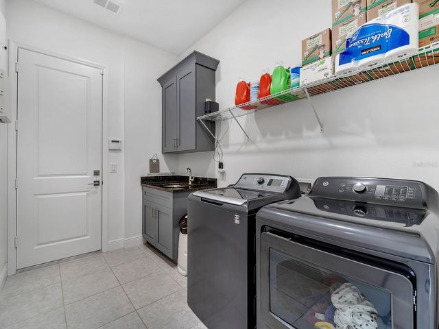 31176 CHESAPEAKE BAY DRIVE, Wesley Chapel, FL 33543