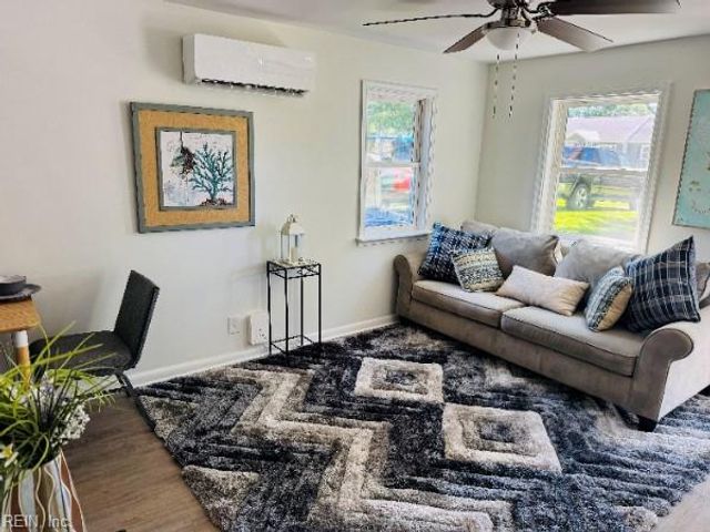 840 Alma DR, Norfolk, VA 23518