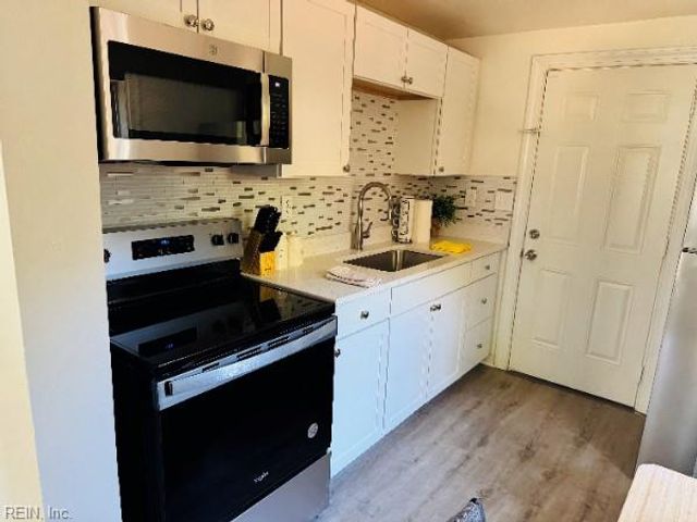 840 Alma DR, Norfolk, VA 23518