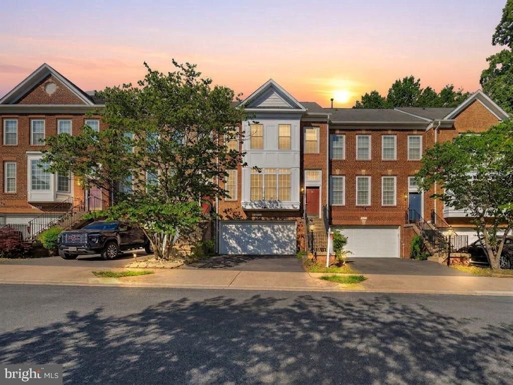 17507 CAJUN CT, Dumfries, VA 22025