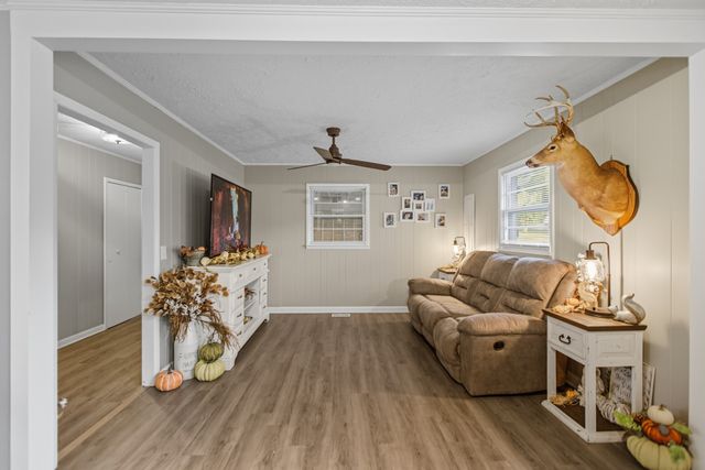 200 Hill St, Estill Springs, TN 37330
