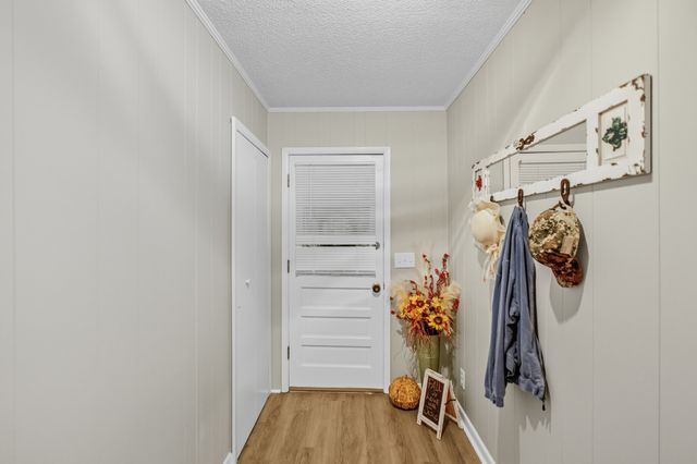 200 Hill St, Estill Springs, TN 37330