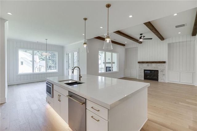2969 N Bogan Road NE, Buford, GA 30519
