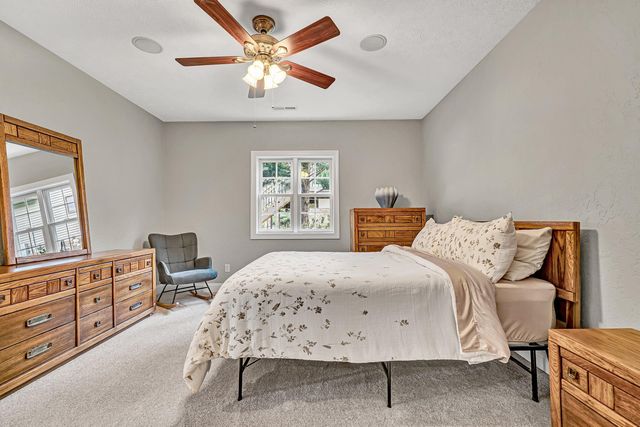 105 Inlet DR, Wirtz, VA 24184