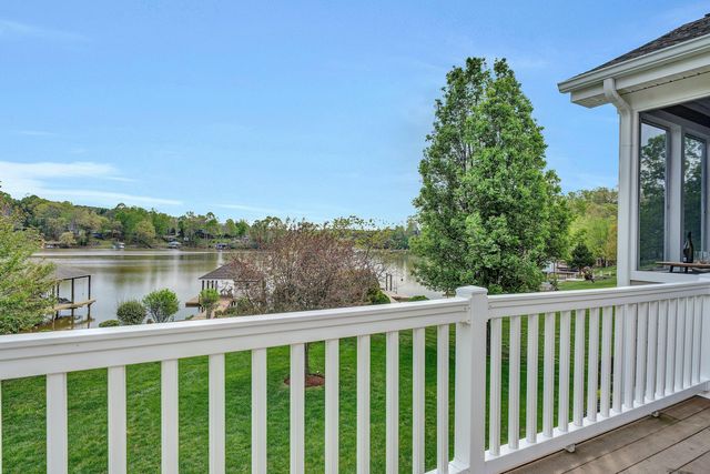 105 Inlet DR, Wirtz, VA 24184
