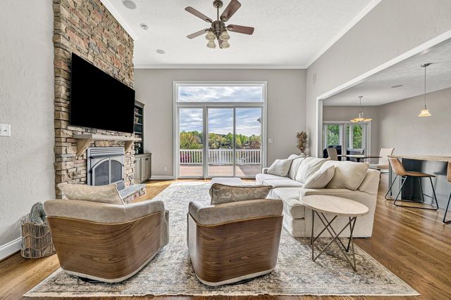 105 Inlet DR, Wirtz, VA 24184