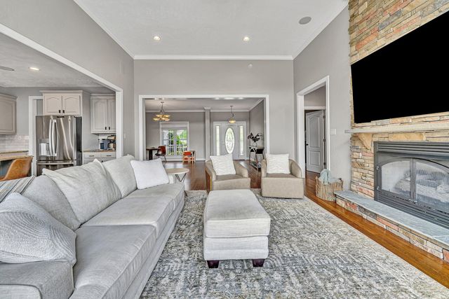 105 Inlet DR, Wirtz, VA 24184