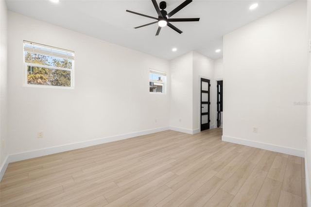 1901 43RD STREET S, St Petersburg, FL 33711