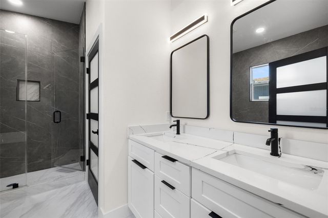 1901 43RD STREET S, St Petersburg, FL 33711