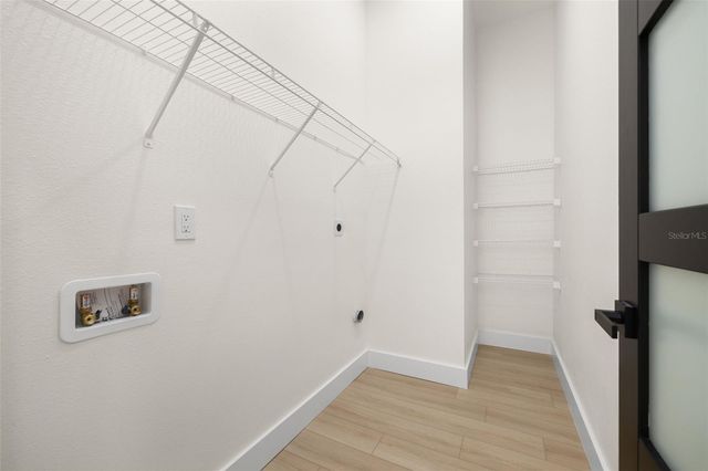 1901 43RD STREET S, St Petersburg, FL 33711