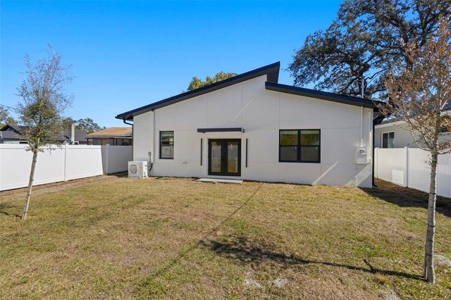 1901 43RD STREET S, St Petersburg, FL 33711