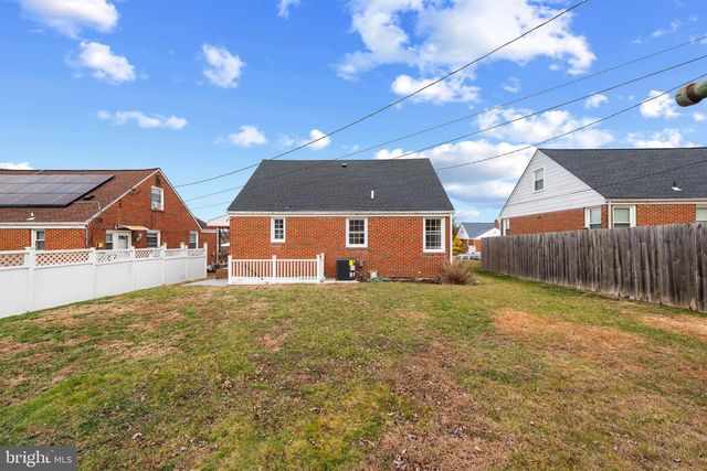 1817 HANFORD RD, Rosedale, MD 21237