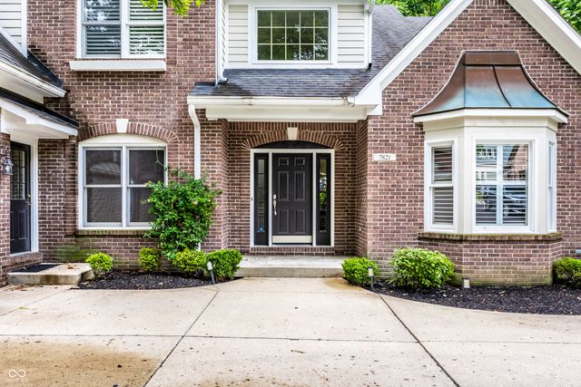 7821 Timber Run Court, Indianapolis, IN 46256