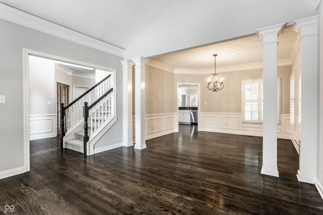7821 Timber Run Court, Indianapolis, IN 46256
