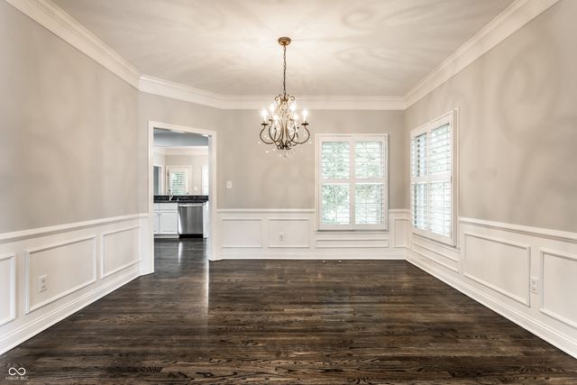 7821 Timber Run Court, Indianapolis, IN 46256