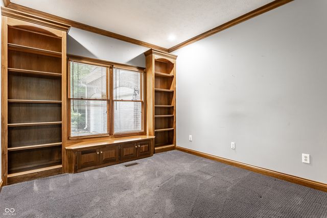 7821 Timber Run Court, Indianapolis, IN 46256