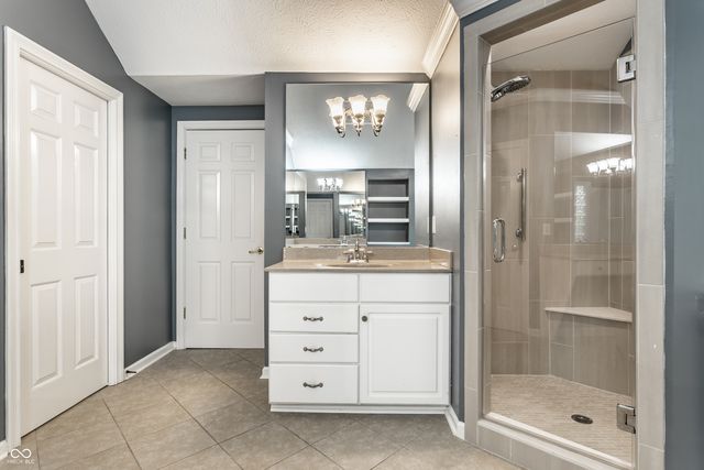 7821 Timber Run Court, Indianapolis, IN 46256