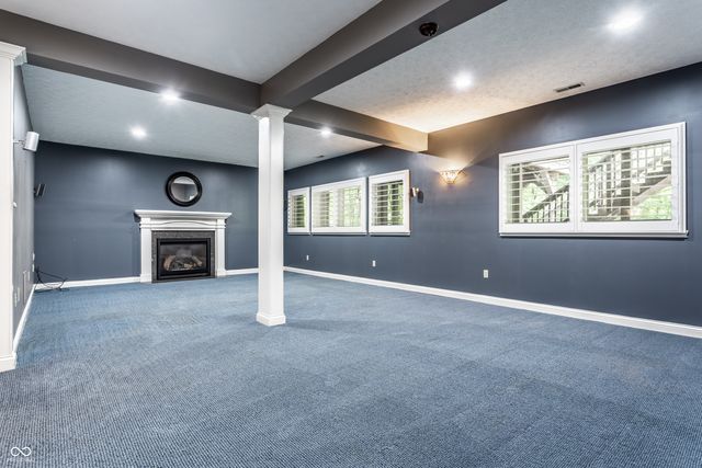 7821 Timber Run Court, Indianapolis, IN 46256