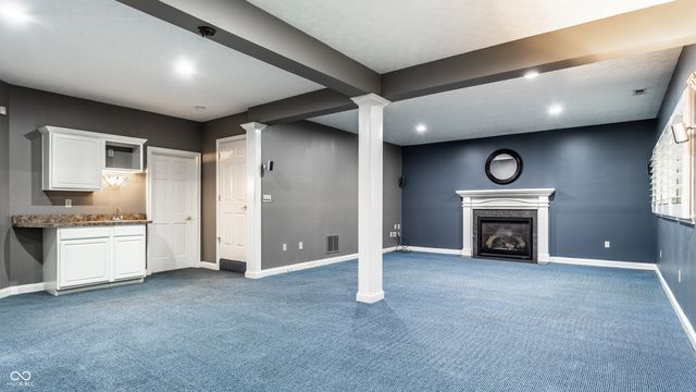 7821 Timber Run Court, Indianapolis, IN 46256