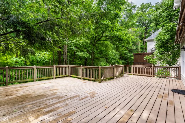 7821 Timber Run Court, Indianapolis, IN 46256