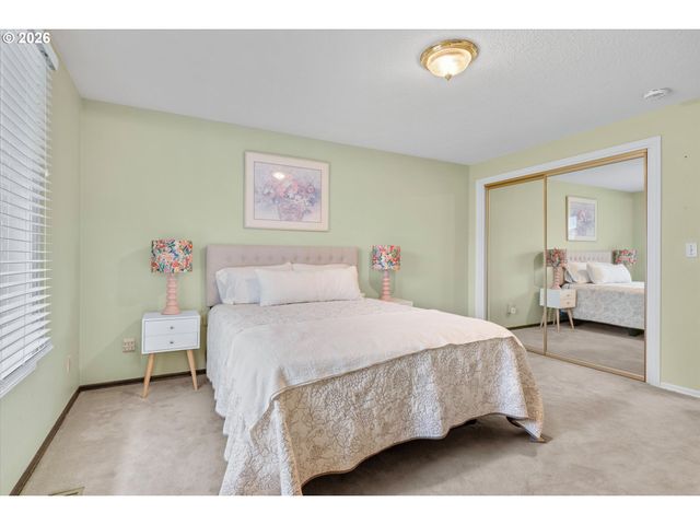 668 Ne 21ST Ave, Hillsboro, OR 97124