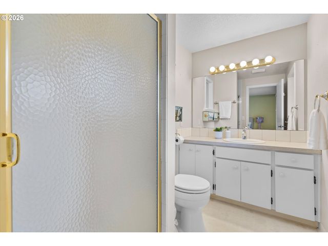 668 Ne 21ST Ave, Hillsboro, OR 97124