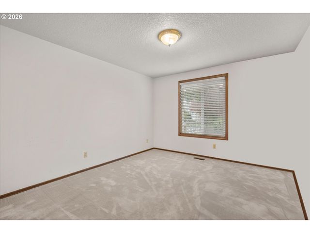 668 Ne 21ST Ave, Hillsboro, OR 97124