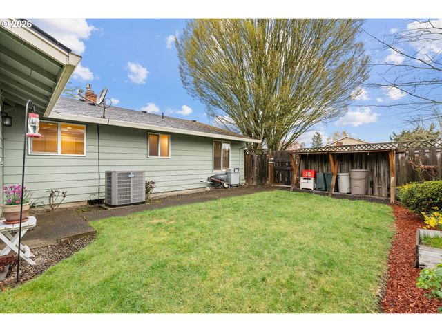 668 Ne 21ST Ave, Hillsboro, OR 97124