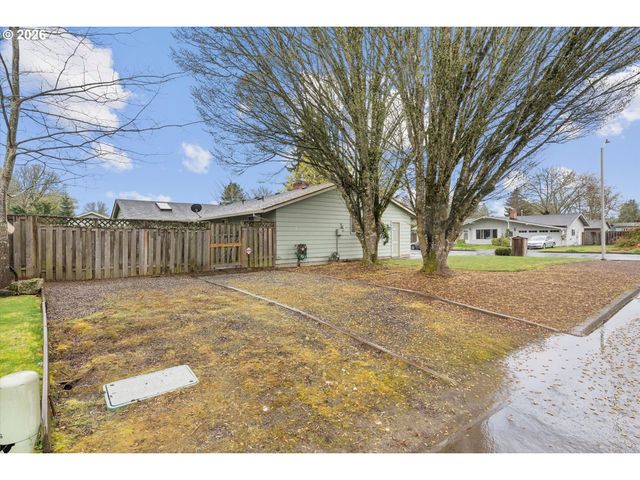 668 Ne 21ST Ave, Hillsboro, OR 97124