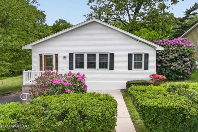 16 Oneida Avenue, Atlantic Highlands, NJ 07716