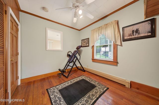 16 Oneida Avenue, Atlantic Highlands, NJ 07716