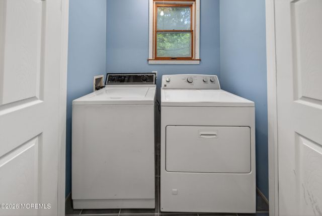 16 Oneida Avenue, Atlantic Highlands, NJ 07716
