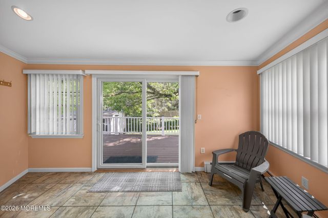 16 Oneida Avenue, Atlantic Highlands, NJ 07716