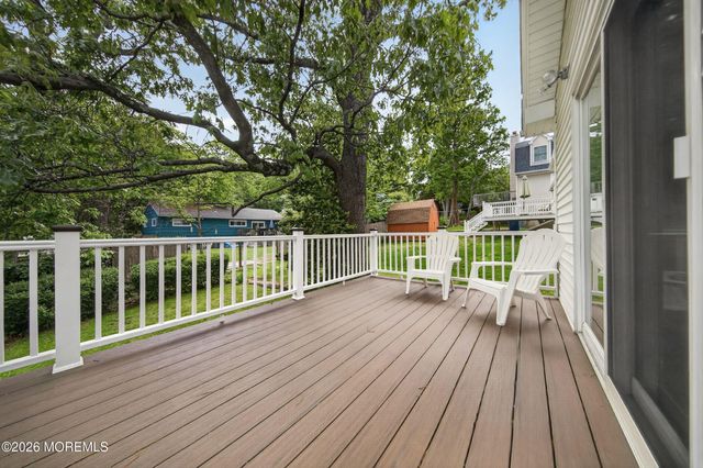 16 Oneida Avenue, Atlantic Highlands, NJ 07716