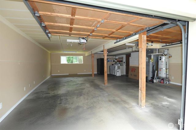 23525 SE 32nd Way, Sammamish, WA 98029