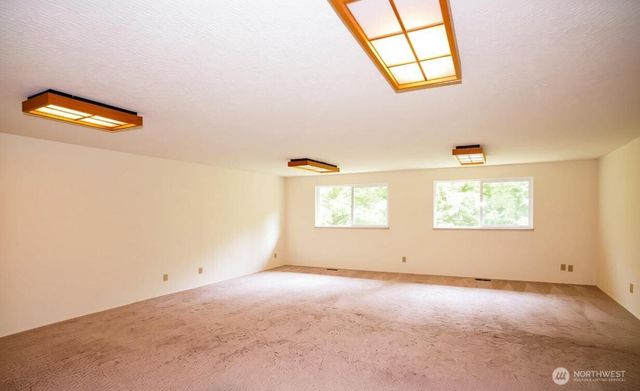 23525 SE 32nd Way, Sammamish, WA 98029