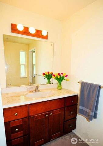 23525 SE 32nd Way, Sammamish, WA 98029