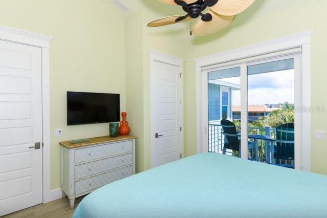 903 GULF DRIVE S, Bradenton Beach, FL 34217