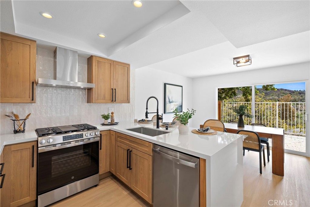 9 Carmel Court, Laguna Beach, CA 92651 — photo 5