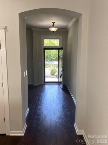 4221 Courtly Lane, Belmont, NC 28012