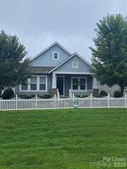4221 Courtly Lane, Belmont, NC 28012