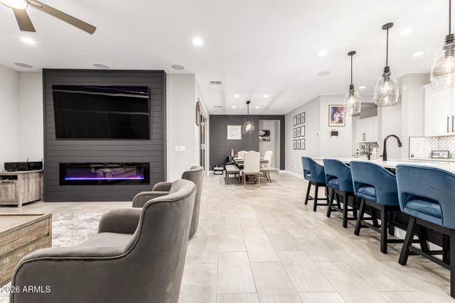 8311 N 186TH Lane, Waddell, AZ 85355