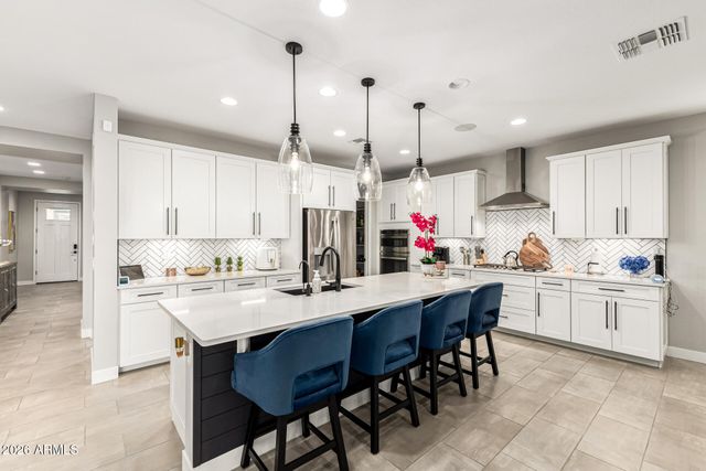 8311 N 186TH Lane, Waddell, AZ 85355