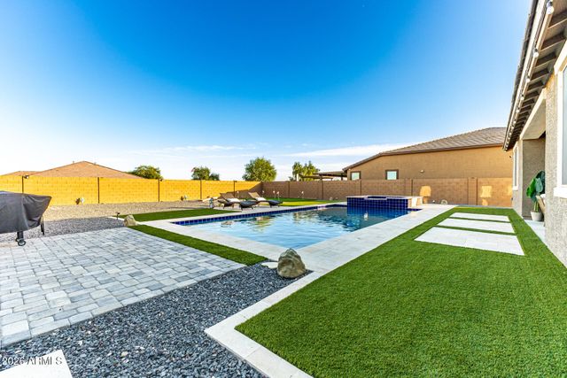 8311 N 186TH Lane, Waddell, AZ 85355