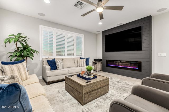 8311 N 186TH Lane, Waddell, AZ 85355