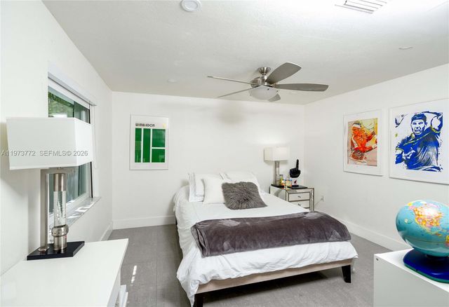 1360 SW 16th St, Miami, FL 33145