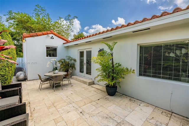 1360 SW 16th St, Miami, FL 33145