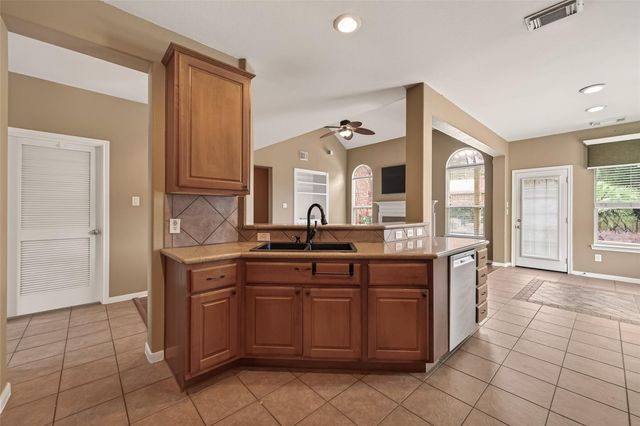 4702 Autumn Orchard Lane, Katy, TX 77494