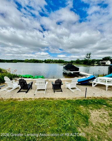 8573 W Lakeshore Drive, Perry, MI 48872