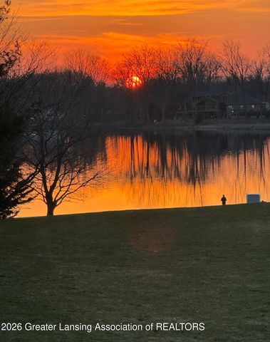 8573 W Lakeshore Drive, Perry, MI 48872